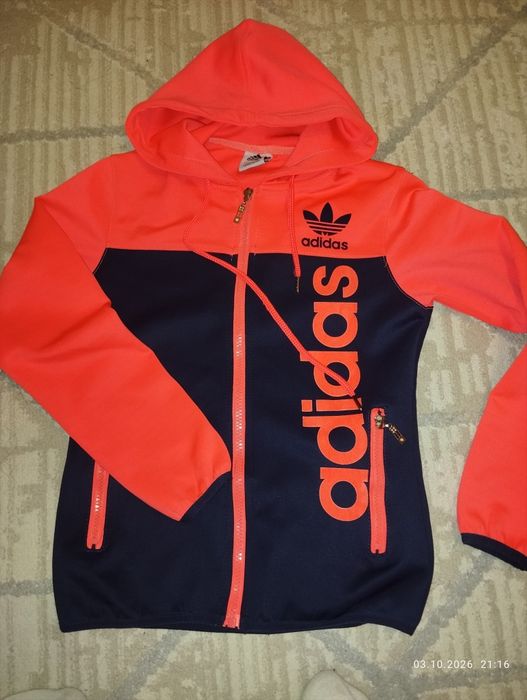 Продам кофты 4 штуки за 1000