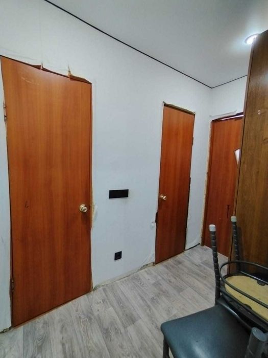 продается 2 ком квартира район Строитель