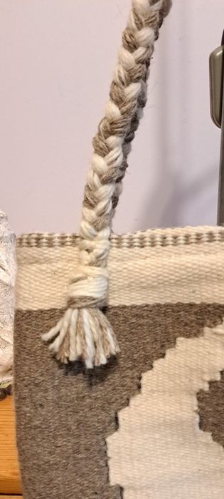 Ръчно тъкана и шита вълнена чанта Ин-Ян