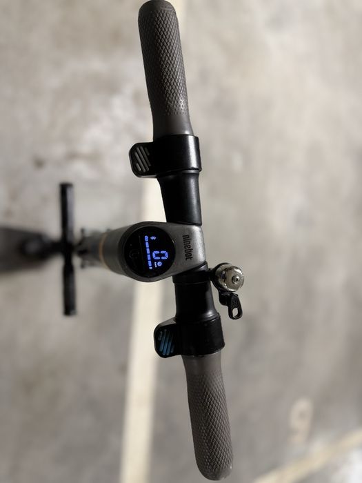 Trotineta electrica Ninebot segway es2