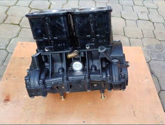 Двигатель на гидроцикл