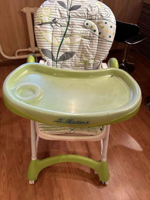 Продам детский стул без