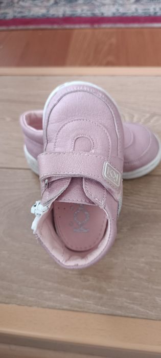 Нови детски  летни обувки