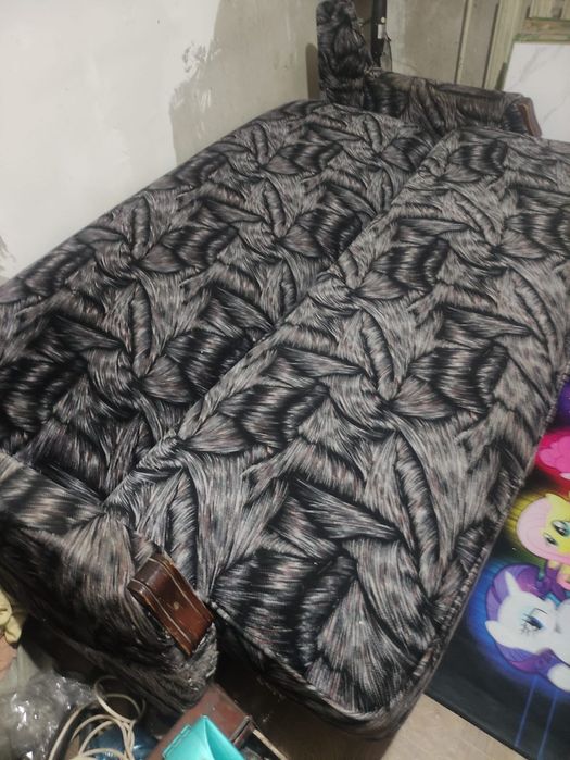 Диван-кровать. Самовывоз