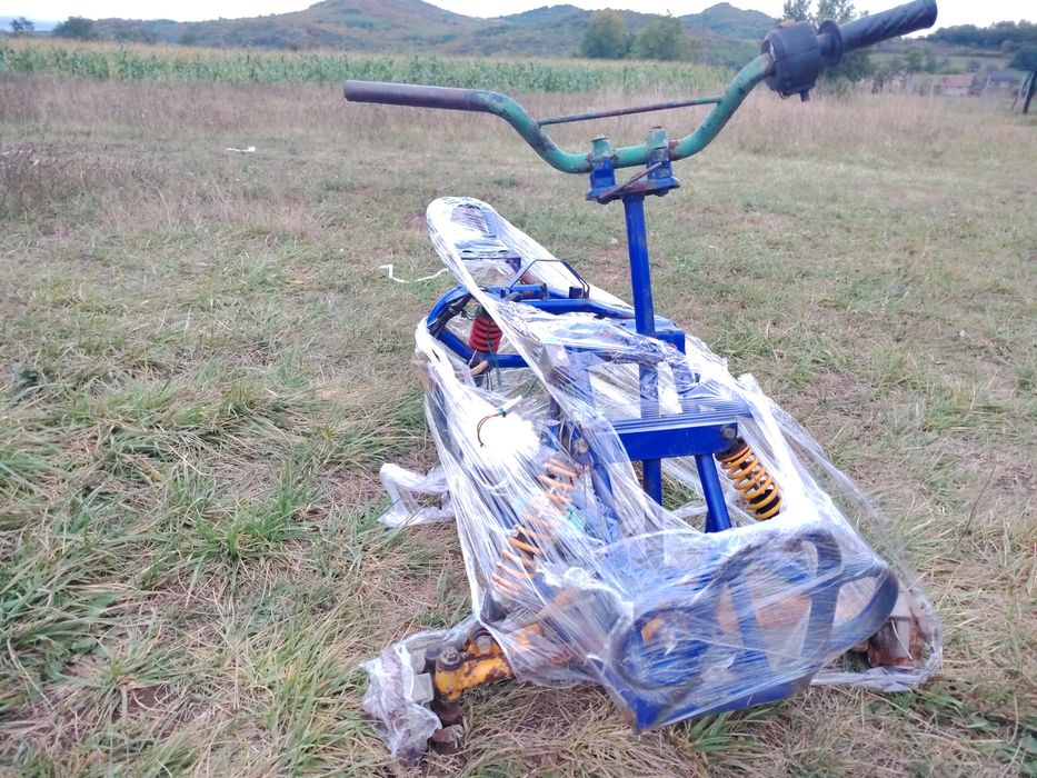 Vând cadru atv 150ccl