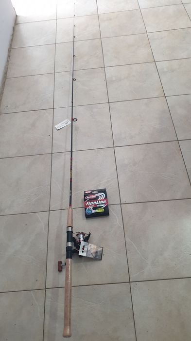 Спининг за пъстърва комплект прът,макара,плетено,блесна.