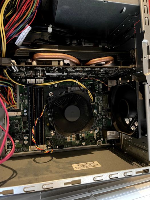 Unitate PC HP Envy i7-4770 16GB RAM GTX 560 1GB SSD 128GB HDD 2TB