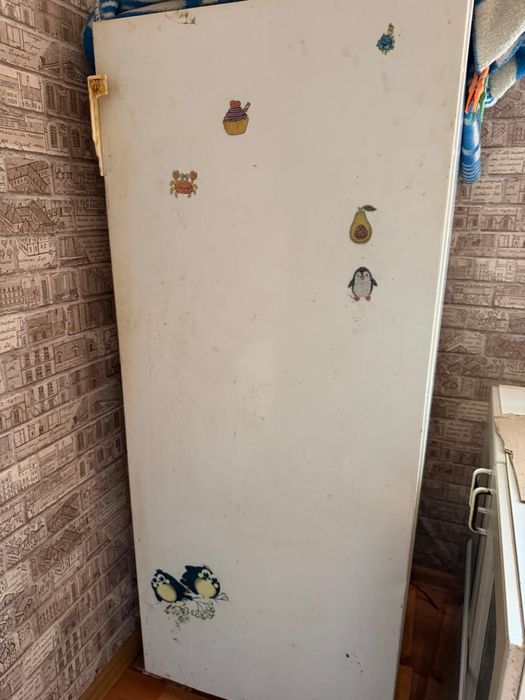 Продам холодильник