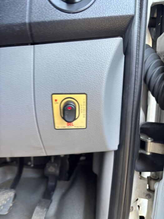 Cub cu lift pentru Mercedes Sprinter din 2015