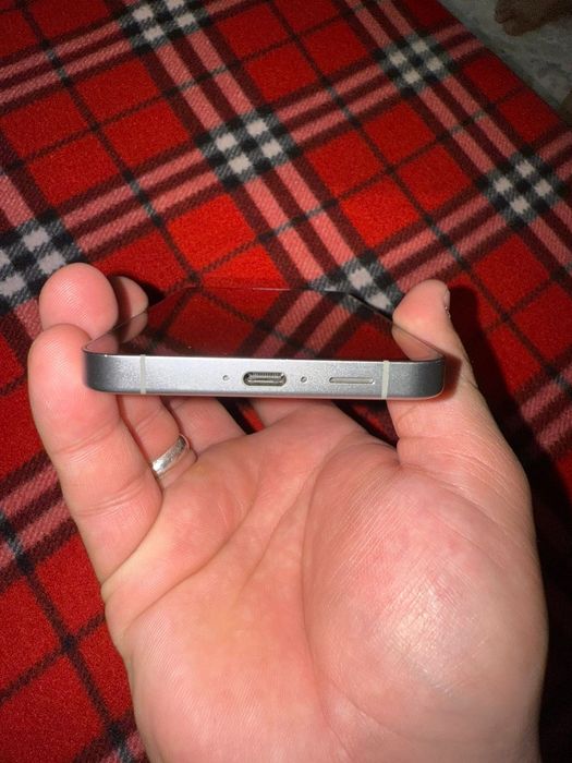 Samsung s24 fe 256г