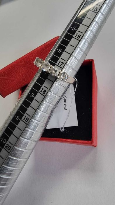 *** Бяло Злато /  Много красив *** Златен пръстен 14к 3.13гр