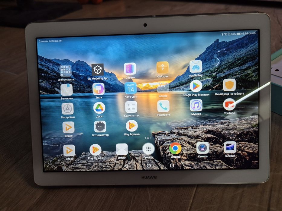 таблет Huawei MediaPad T3 10 – като нов,, с голям екран