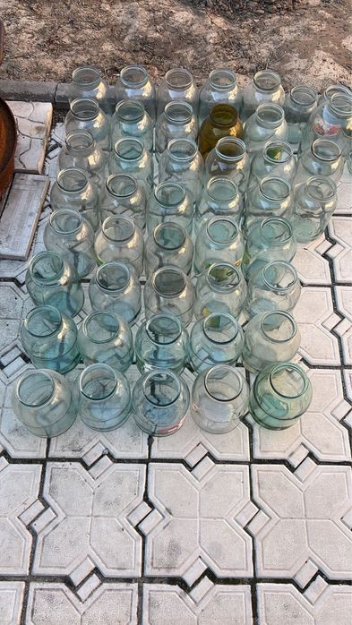 Продам банки 1-2л