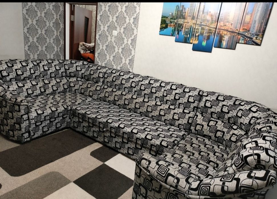 Продам диван   из 6 предметов