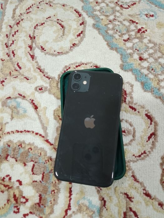 Продам Айфон 11 ги 128