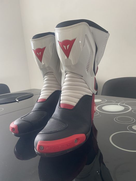 Ghete moto marimea 43