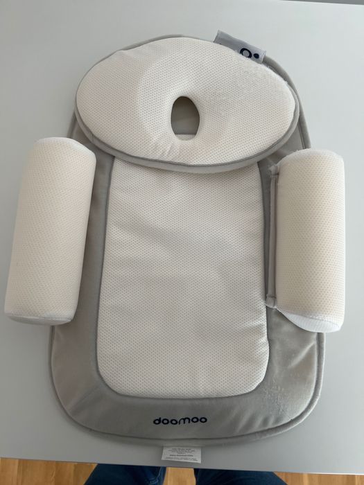 DOOMOO - Perna pozitionar bebelusi cu suport ergonomic