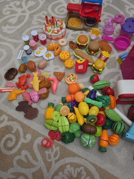 Продам набор игрушечной бытовой техники