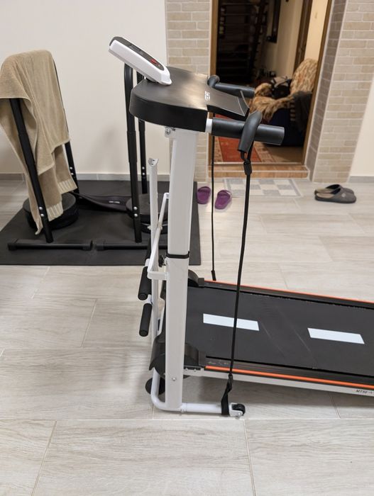 Bandă de alergare mecanică Techfit MT50 - stare impecabilă