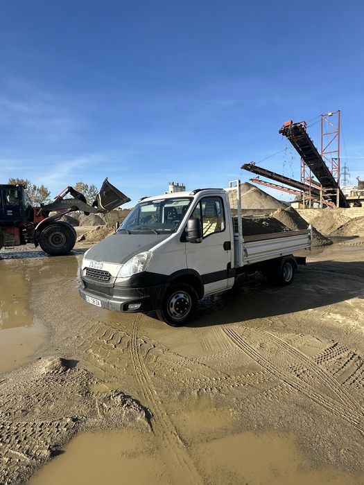 Transport agregata de balastieră piatră nisip pământ chisai moluz