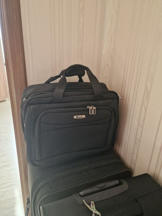 Деловая сумка чемодан