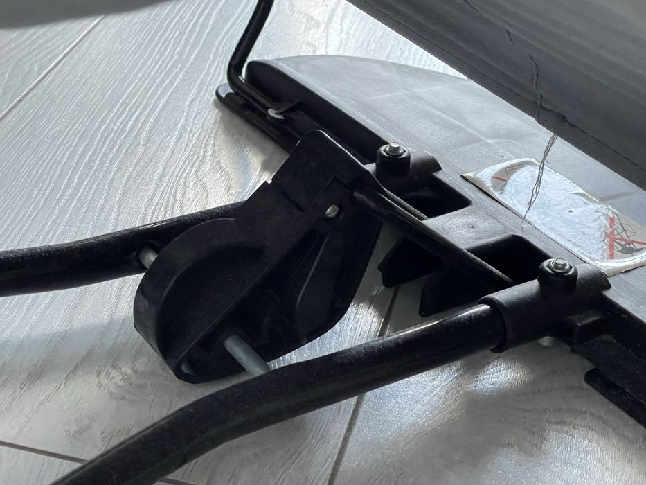 Шезлонг детский новый