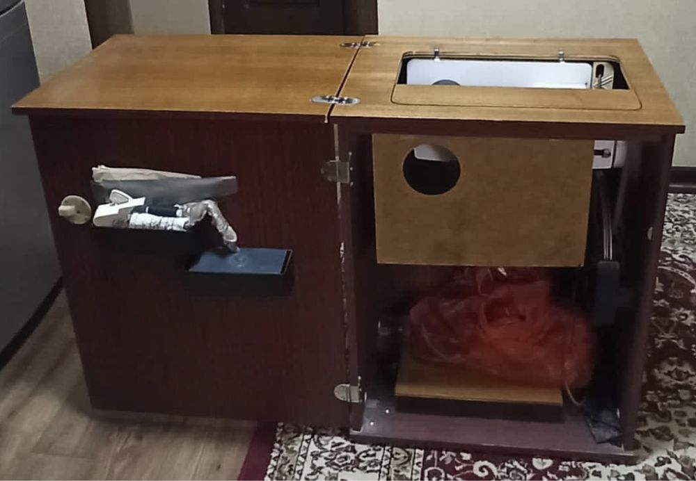 Швейная машина Чайка 142 м