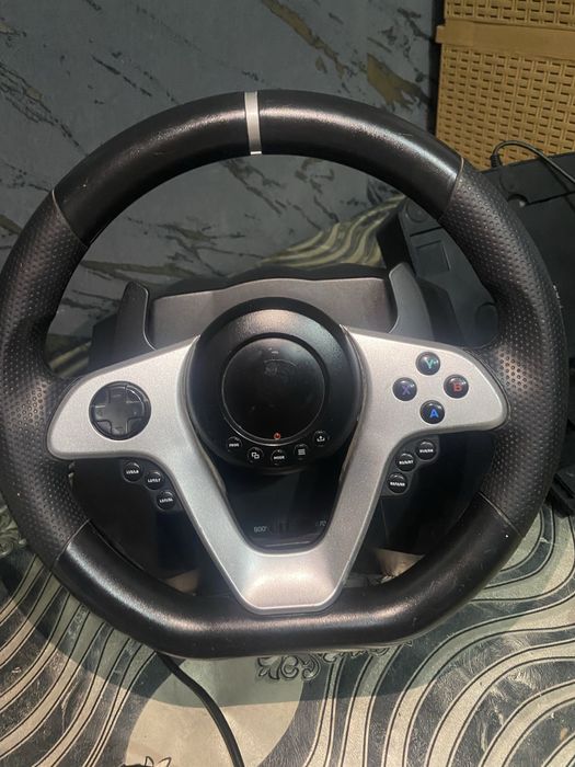 Volan de gaming genesis seeaborg400 cu pedale