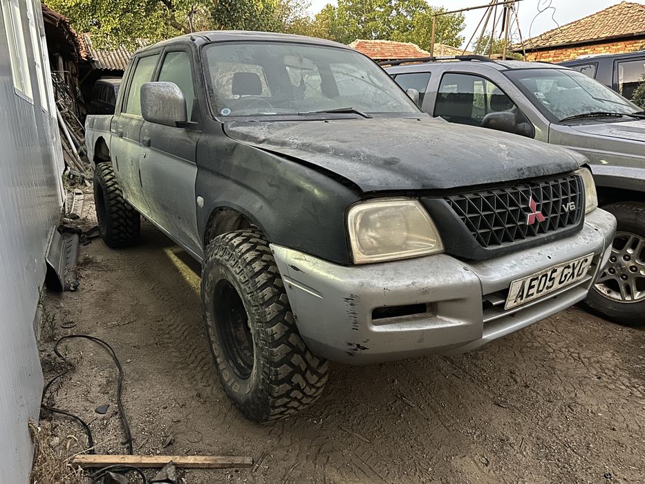 Mitsubishi L200 3.0 177  автомат НА ЧАСТИ