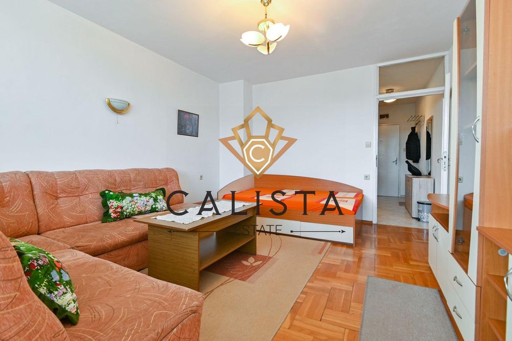 Дава се под наем Едностаен апартамент в София, Сухата река - 36 кв.м за 449 € - Снимка #1