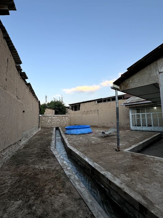 Uy sotilvotti, Xasanboy kotta koca yuzida