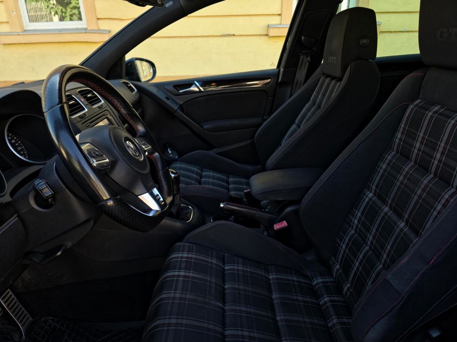 VOLKSWAGEN Golf 2011 — imagine 4