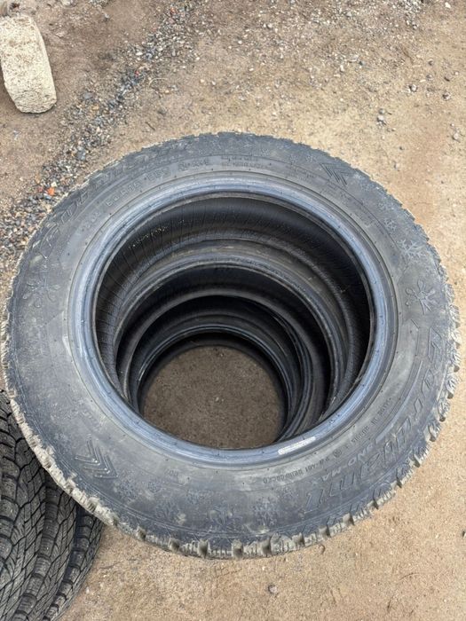 Продам шины 205 60 р16