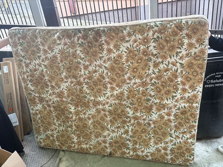 Cusca catel mare textil + saltea pentru catel