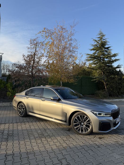 BMW Seria 7 xDrive M Pachet