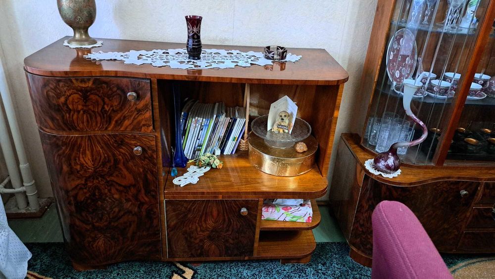 Vand mobila sufragerie vintage