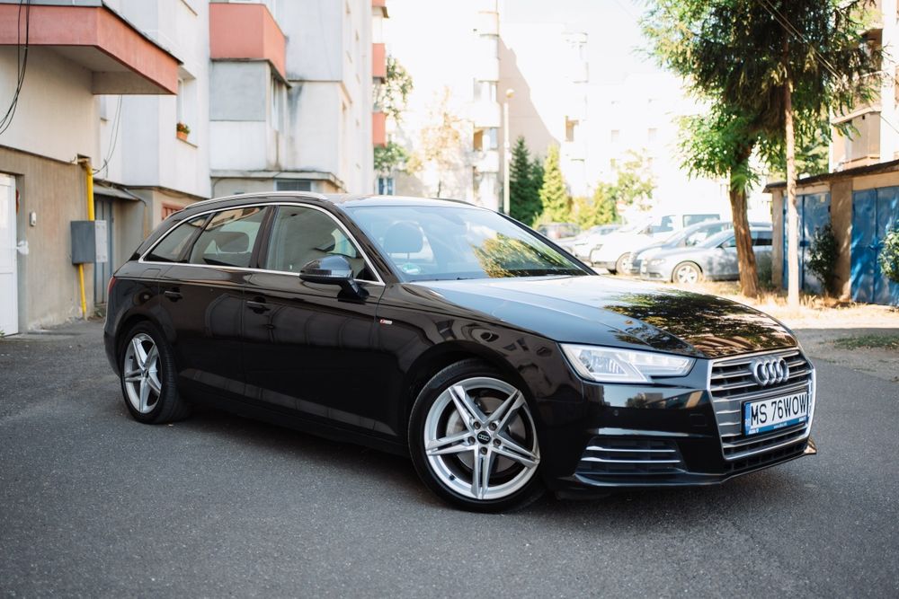 Vând Audi A4 S Line