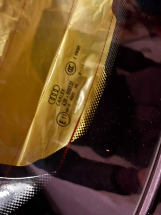 Ауди А4 В9 комби задно стъкло