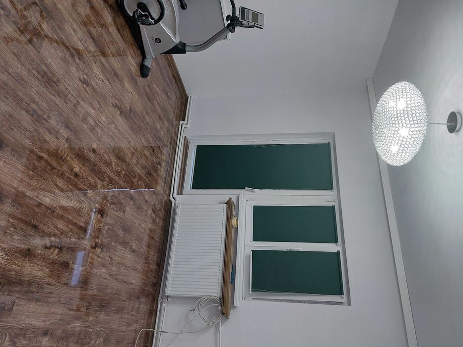 Vand apartament 3 camere