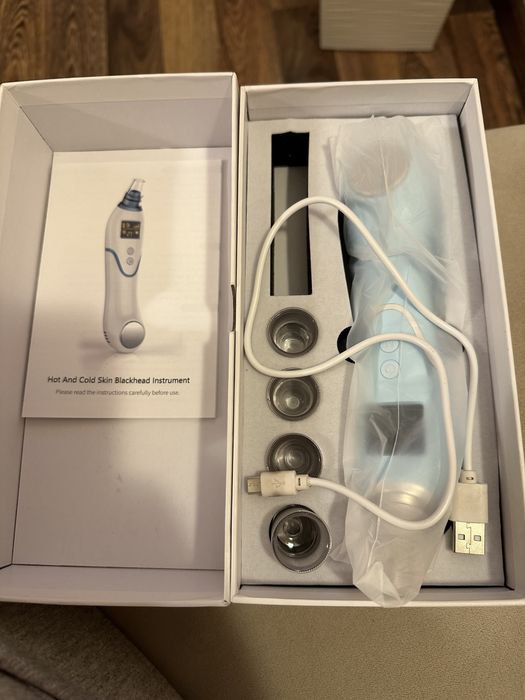 Уред за почистване и масаж на лице