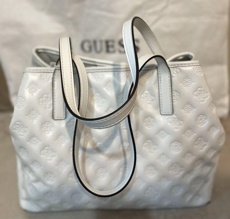 Дамска кожена чанта