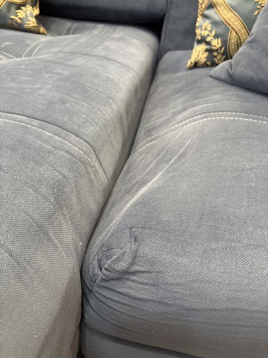 Диван угловой с подушками