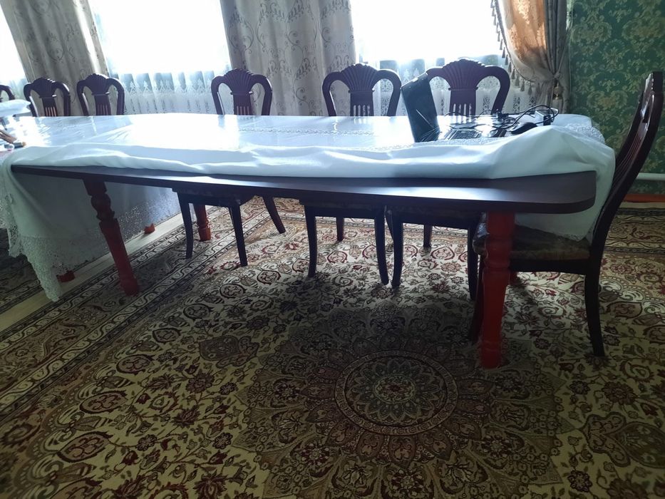 Продам стол недорого