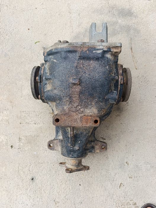 Редуктор БМВ 2.65 дизель