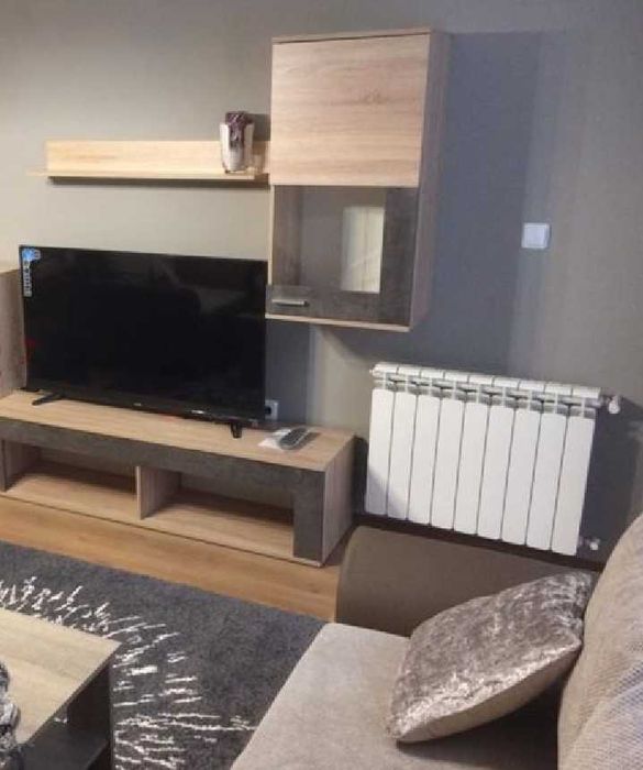 Дава се под наем Двустаен апартамент в София, Център - 70 кв.м за 700 € - Снимка #2