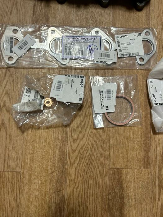 Продам выпускной коллектор