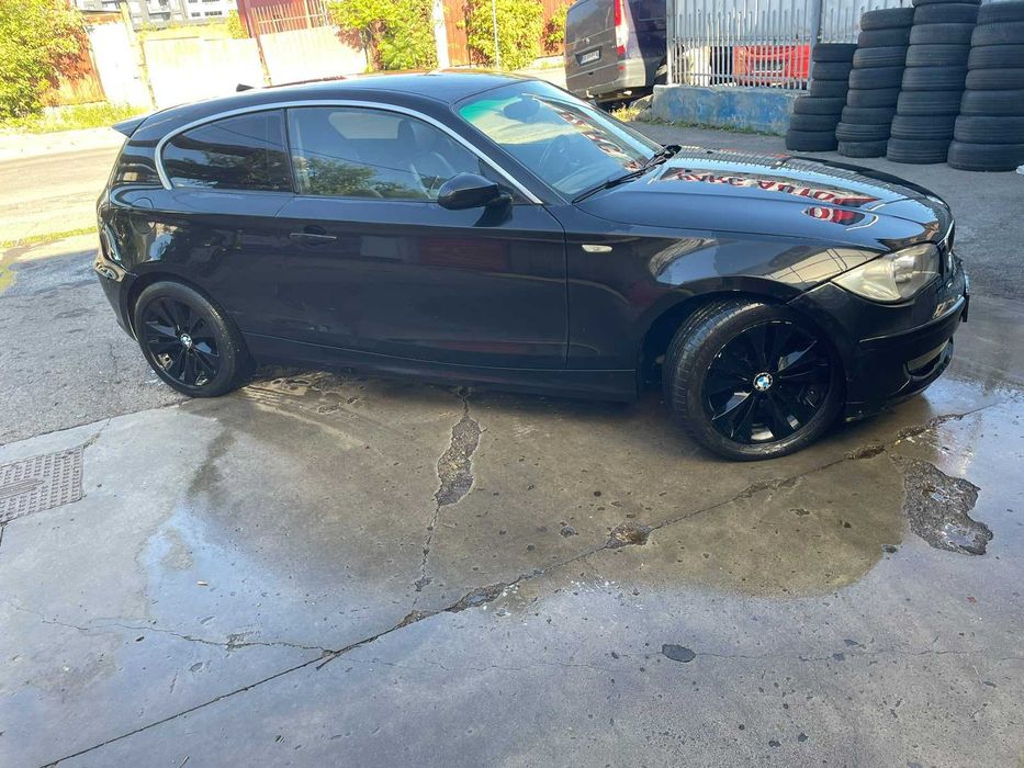BMW Seria 1 2.0 diesel 177 cai (trage in mintile lui) - GARANȚIE MOTOR ȘI CUTIE 6 LUNI