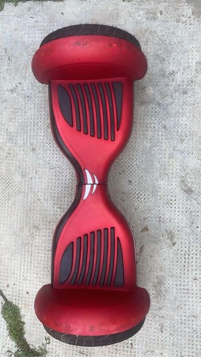 hoverboard roșu în stare bună