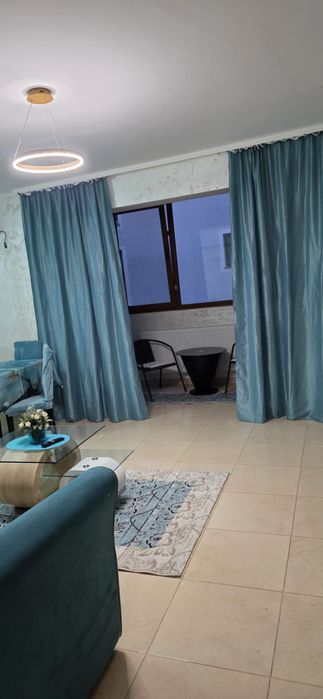 Vand apartament decomandat 2 camere Mamaia Nord