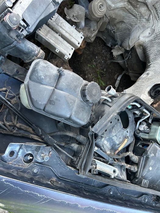 Продавам части за w211 промо цени